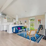 Dom wakacyjny Well-maintained With Sea View Close To Nature, The And