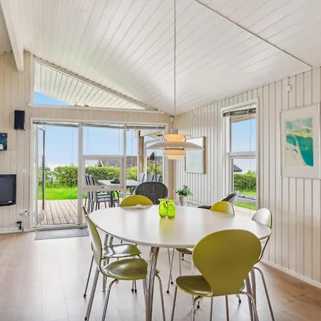 Well-maintained With Sea View Close To Nature, The And * Ebeltoft