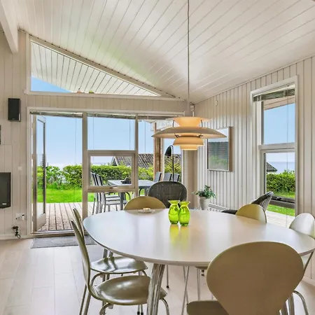 Well-maintained With Sea View Close To Nature, The And
