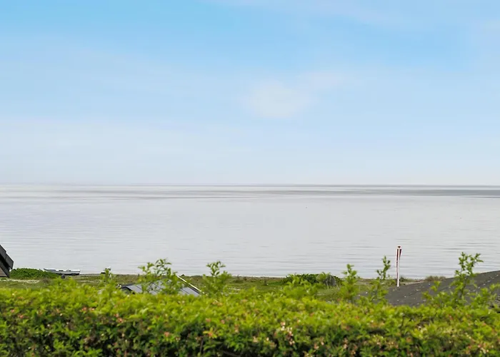 Well-maintained With Sea View Close To Nature, The And بيت للعطل *