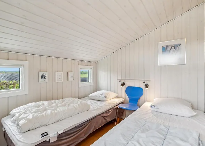 Well-maintained With Sea View Close To Nature, The And إيبلتوفت