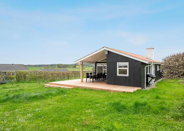 Well-maintained With Sea View Close To Nature, The And * إيبلتوفت